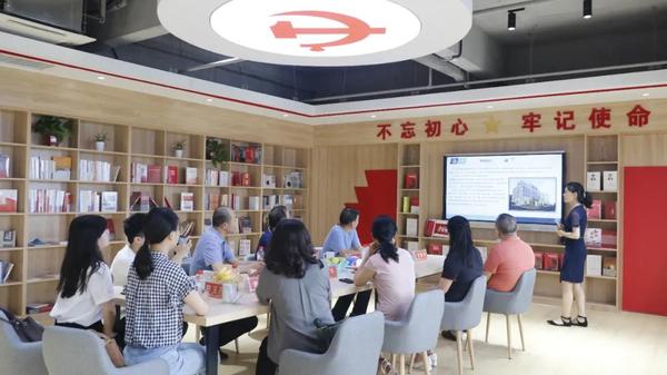 湖南省社会组织促进会会长邓磊1.jpg